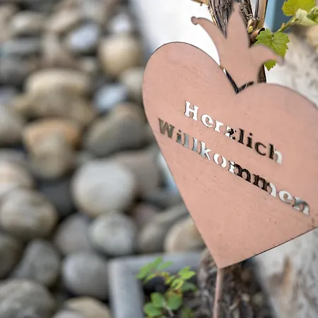 Zur Weinsteige 公寓